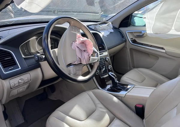 Volvo XC 60 cena 34000 przebieg: 135099, rok produkcji 2015 z Nowy Staw małe 154